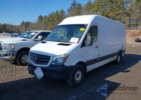 2014 Mercedes-Benz Sprinter 2500 High Roof from USA, damaged, VIN WD3PE8DE9E5826886